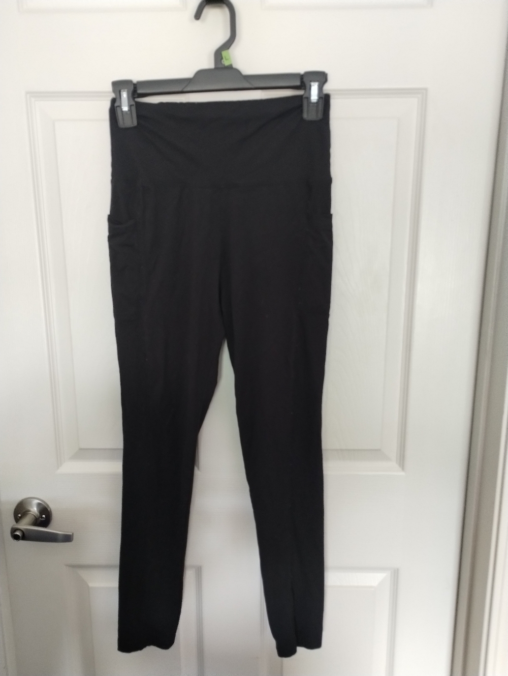 Black High Waist Leggings with Side Pockets Size S/M